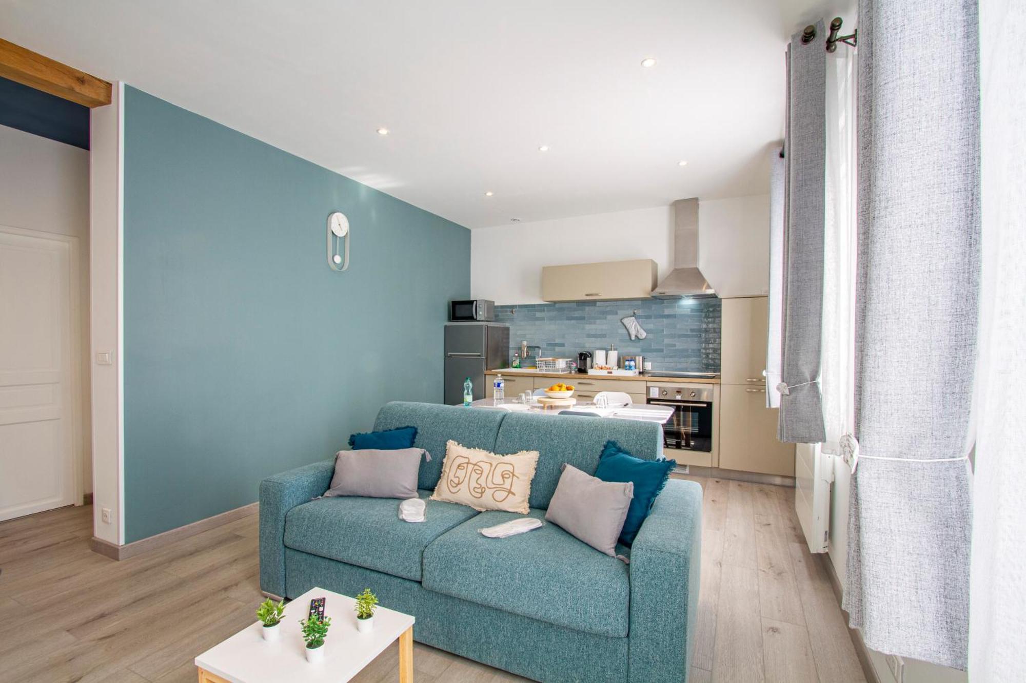 Cocon D'Hiver - Netflix & Wifi - Parking Gratuit - Check-In 24H24 - Kit Bebe Inclus - Emplacement Velos - Goodmarning Chalons en Champagne Exterior photo
