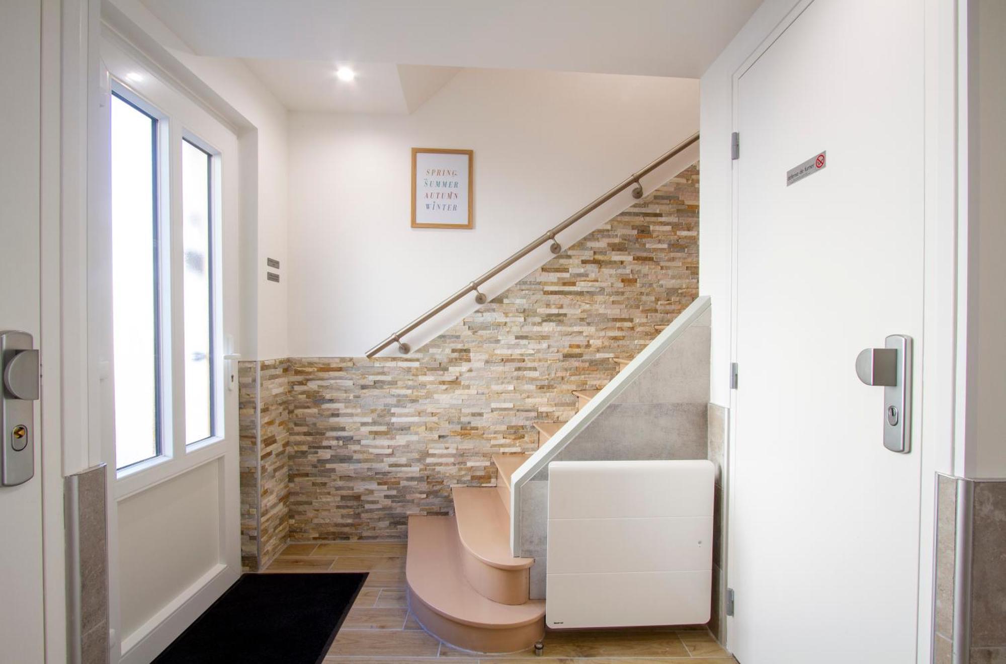 Cocon D'Hiver - Netflix & Wifi - Parking Gratuit - Check-In 24H24 - Kit Bebe Inclus - Emplacement Velos - Goodmarning Chalons en Champagne Exterior photo