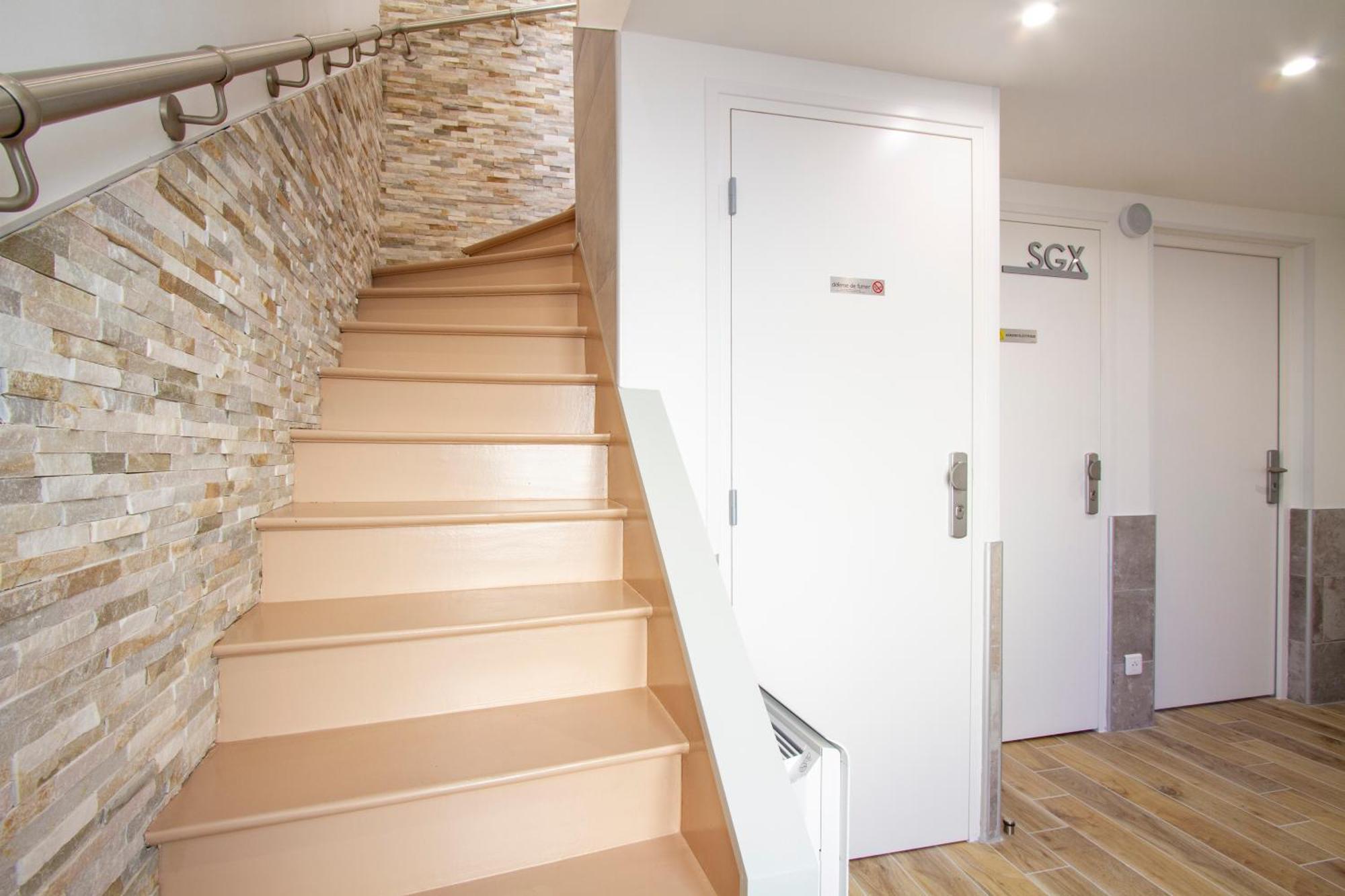 Cocon D'Hiver - Netflix & Wifi - Parking Gratuit - Check-In 24H24 - Kit Bebe Inclus - Emplacement Velos - Goodmarning Chalons en Champagne Exterior photo